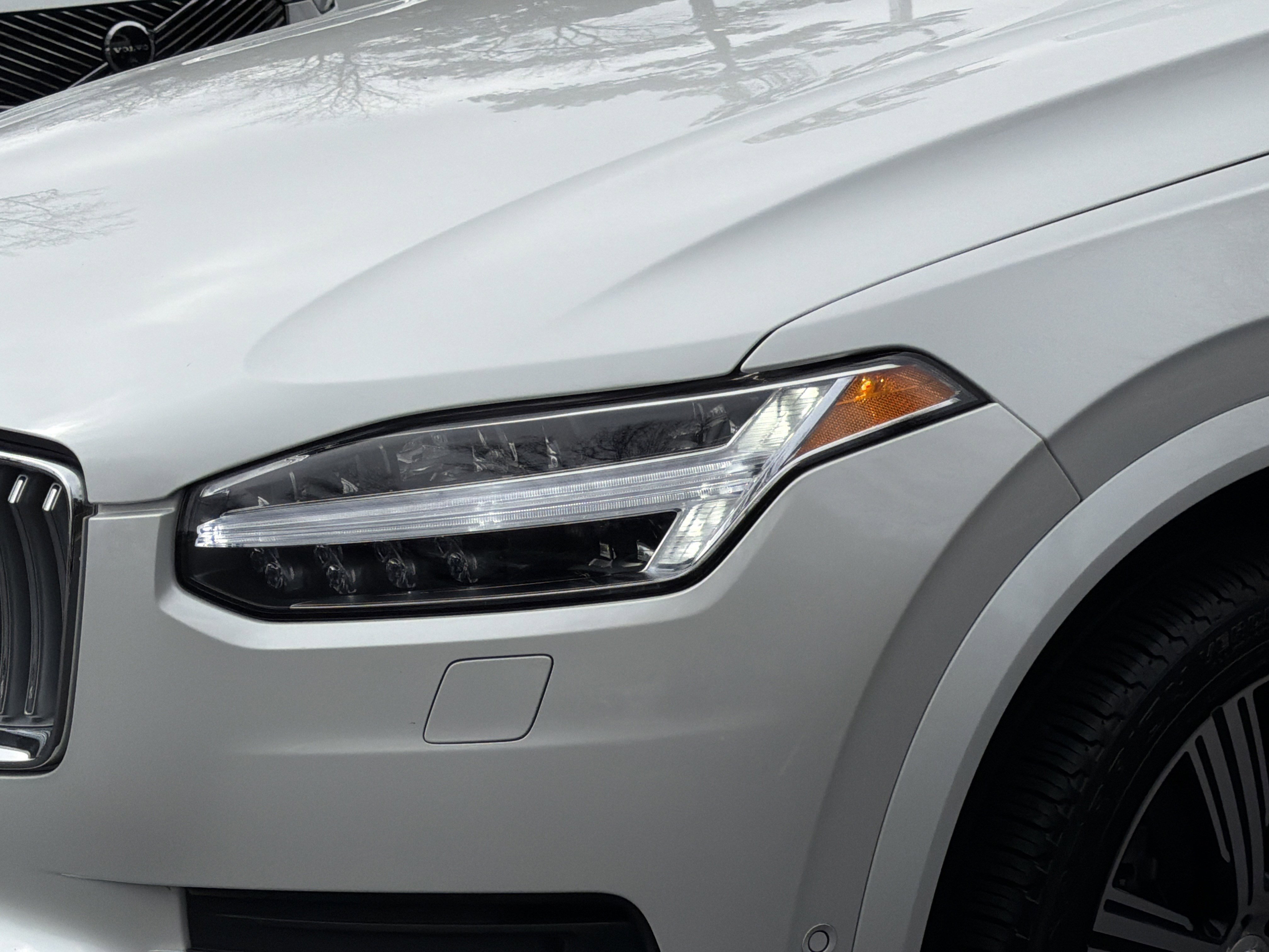 Certified 2024 Volvo XC90 B6 Plus w/ Protection Package Premier image 6