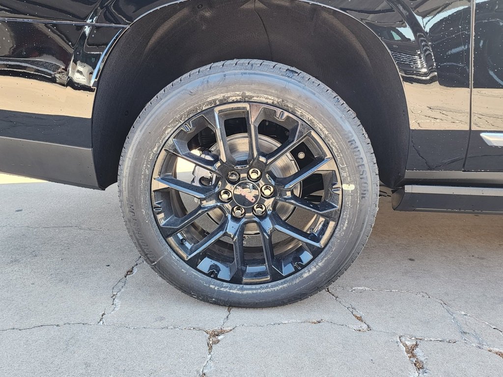 New 2026 GMC Yukon XL Denali w/ Sun & Power Step Package image 61