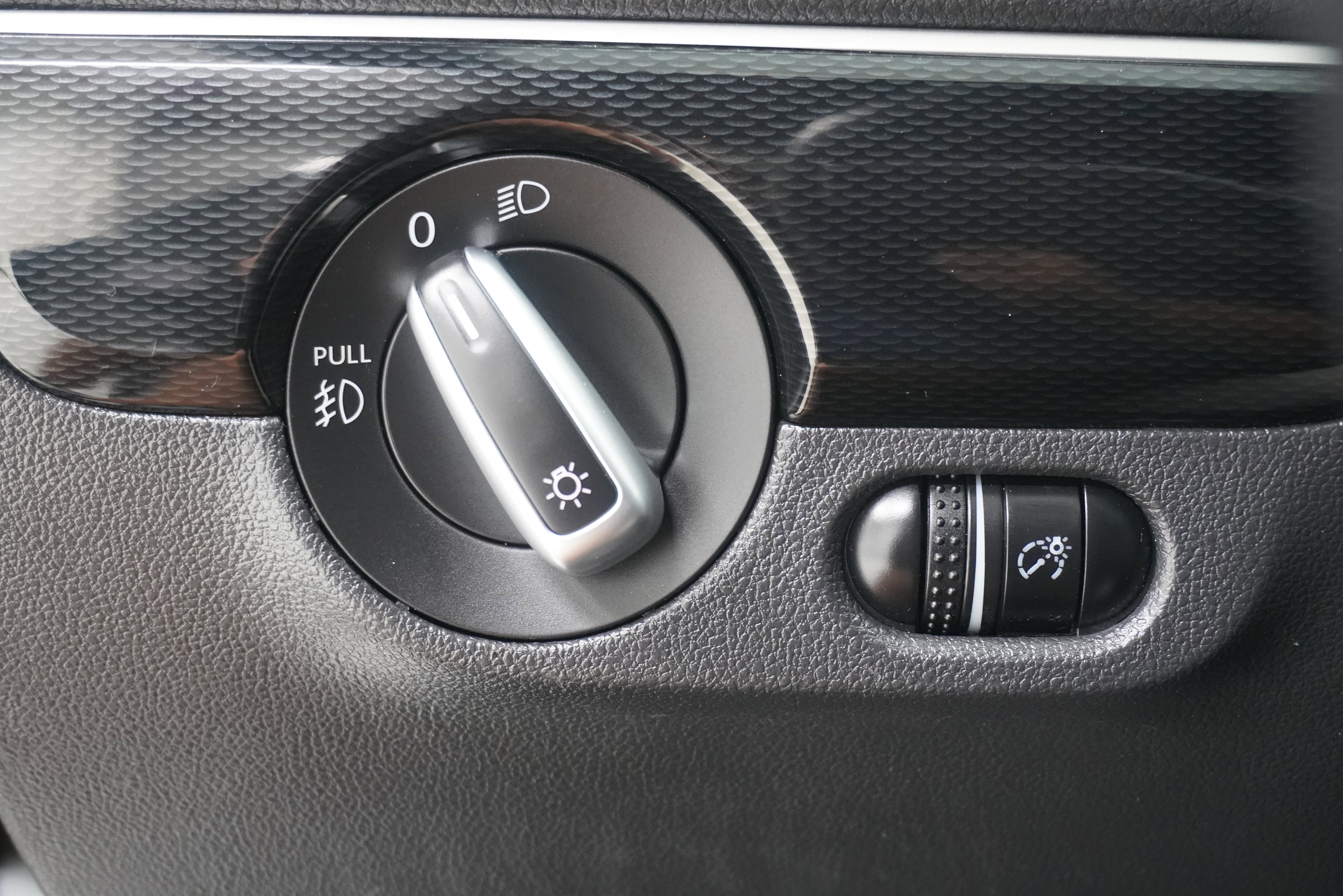 Used 2015 Volkswagen Jetta SE FWD image 21