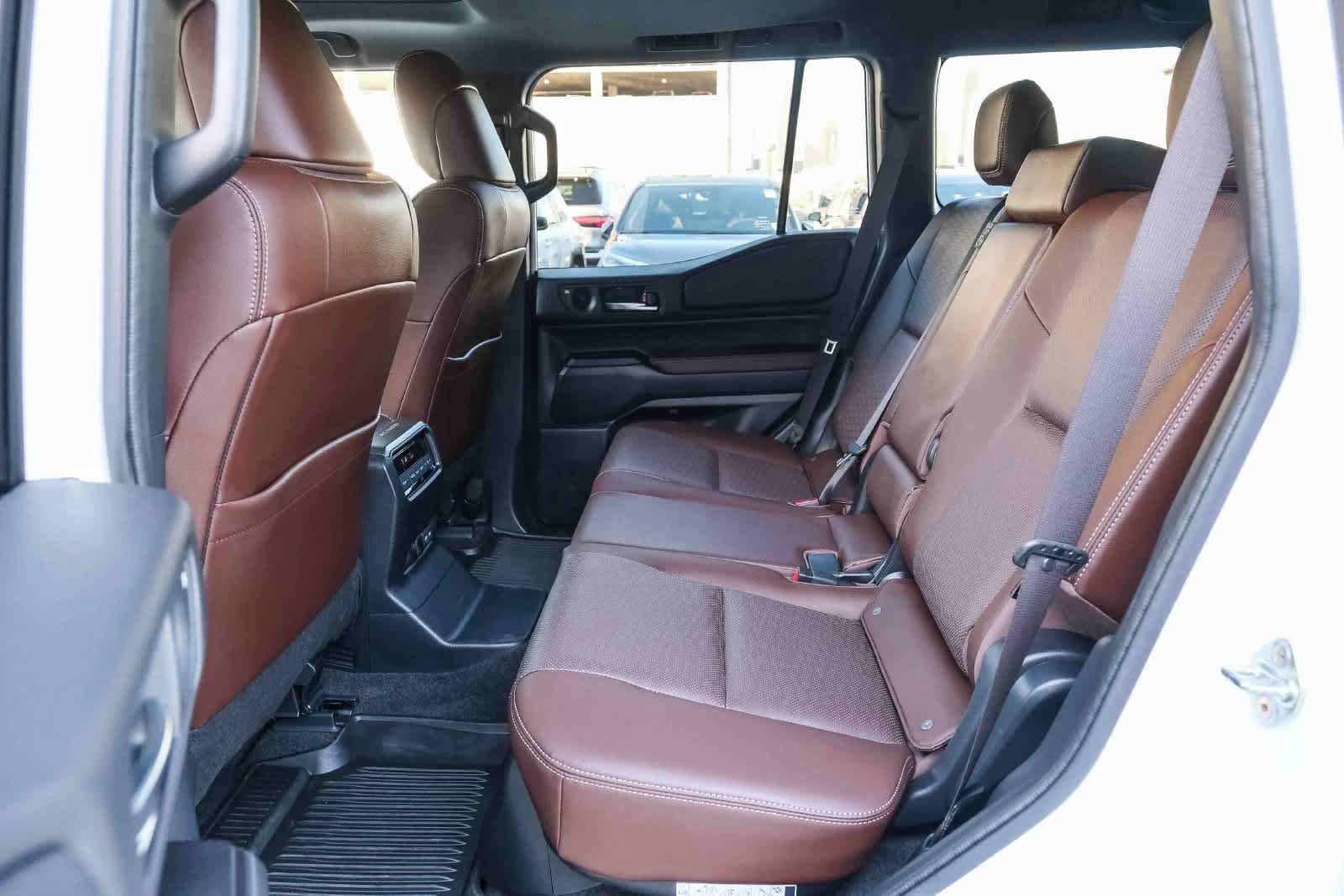 Used 2025 Toyota Land Cruiser w/ Premium Package AWD/4WD image 19