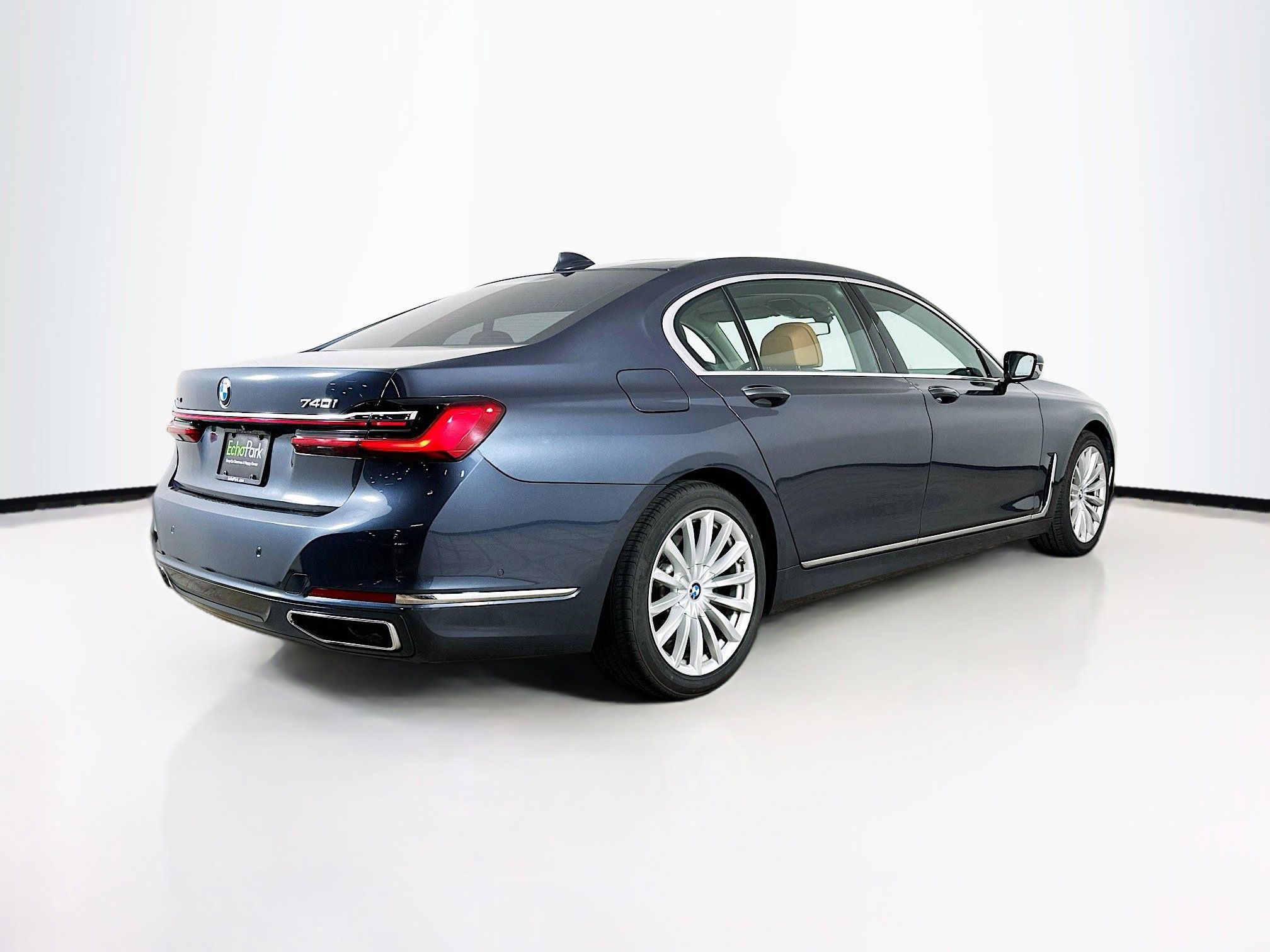 Used 2020 BMW 740i xDrive w/ Cold Weather Package image 9