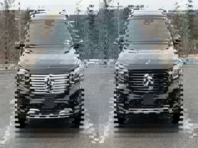 Used 2024 Mercedes-Benz GLB 250 4MATIC image 28