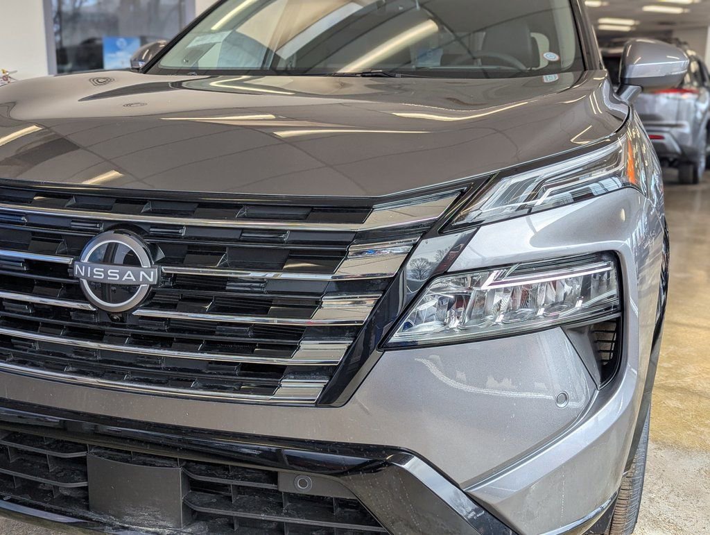 New 2026 Nissan Rogue Platinum image 39