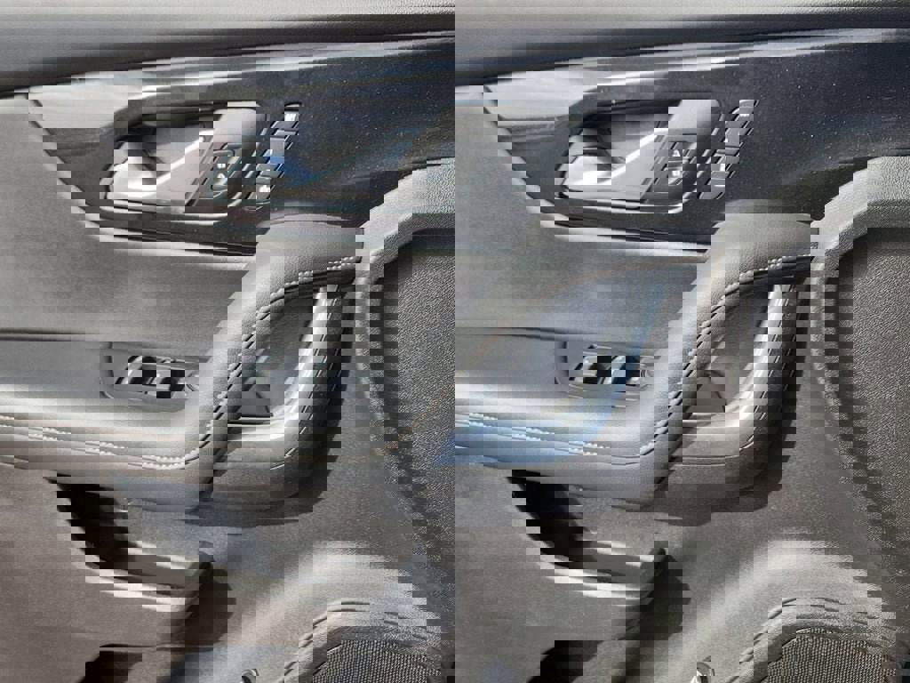 Used 2024 Chevrolet Blazer Premier w/ Driver Confidence II Package image 19