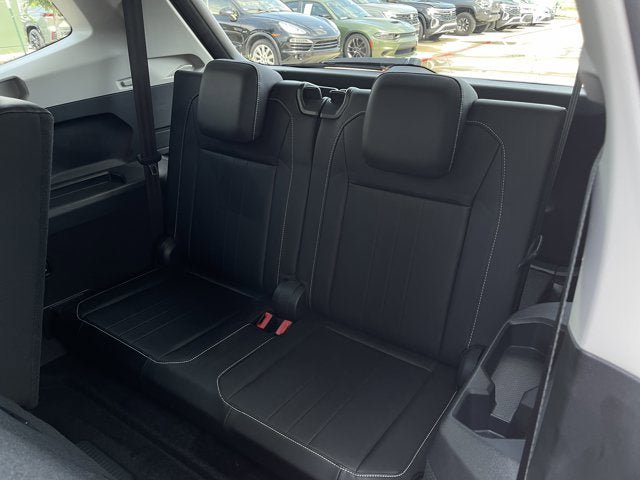 Used 2023 Volkswagen Tiguan SE FWD image 30