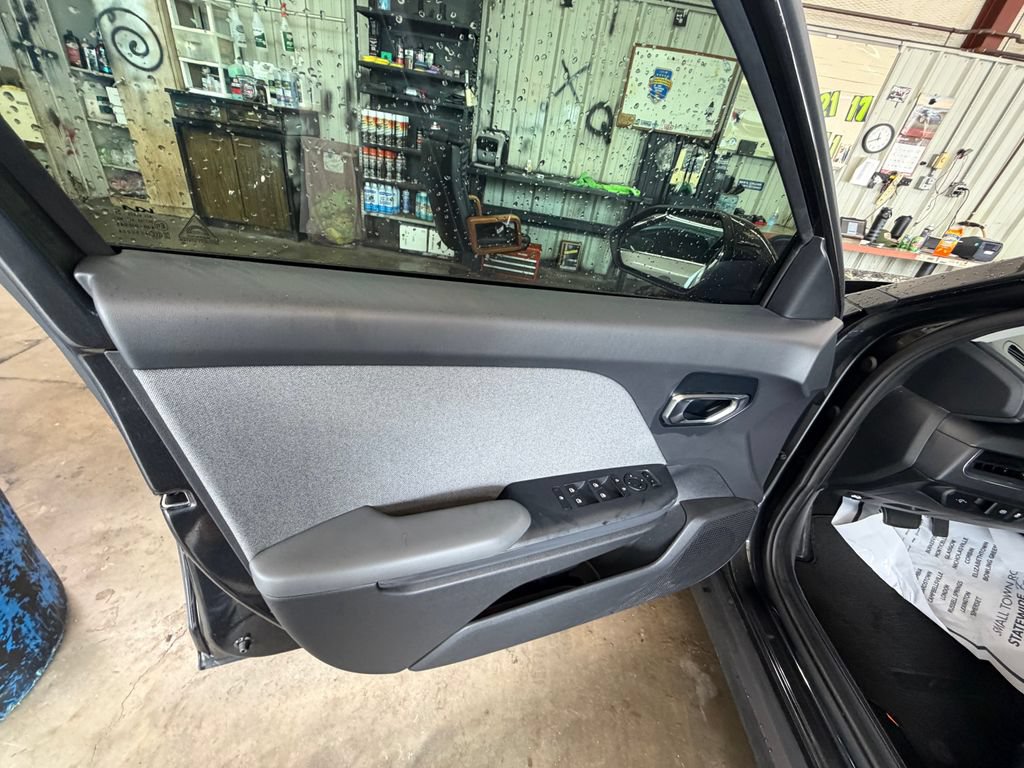 Used 2025 Kia K4 EX FWD image 12