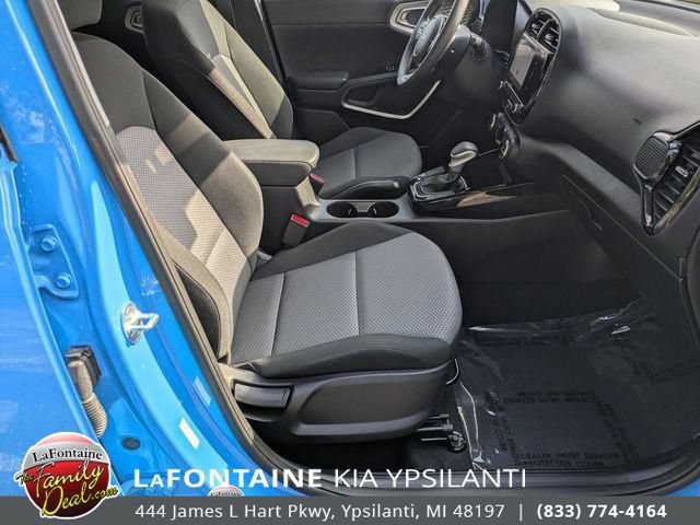 Certified 2023 Kia Soul S FWD image 31