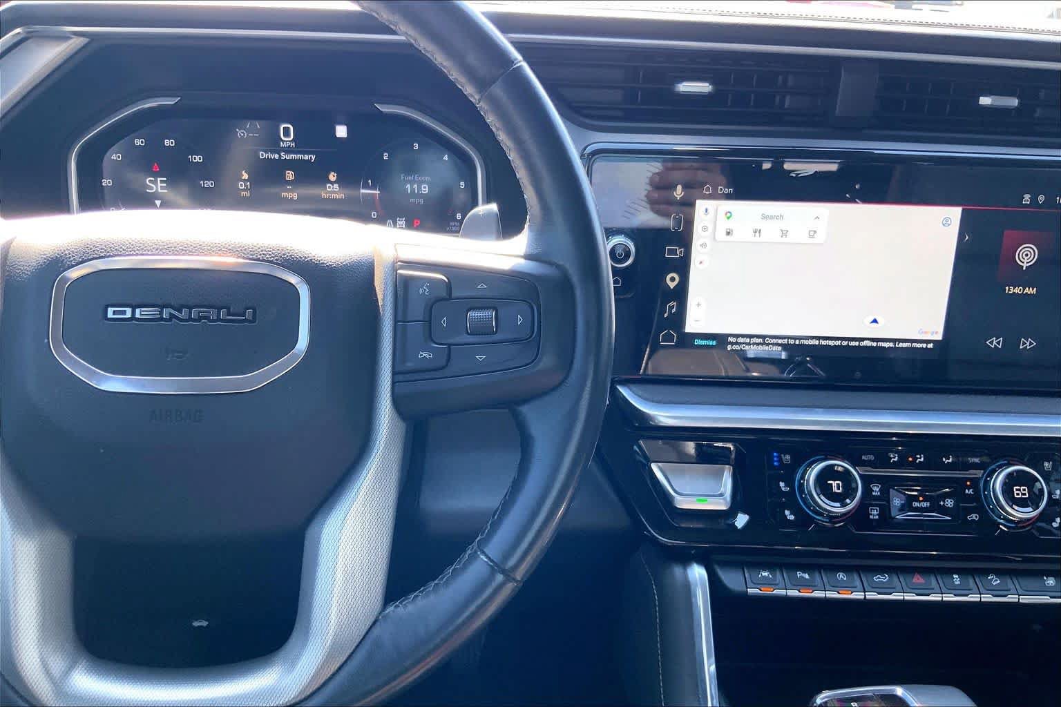 Used 2022 GMC Sierra 1500 Denali w/ Denali Carbonpro Edition AWD/4WD image 25
