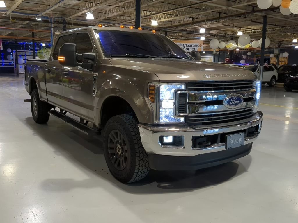 Used 2018 Ford F250 XLT w/ XLT Value Package image 4