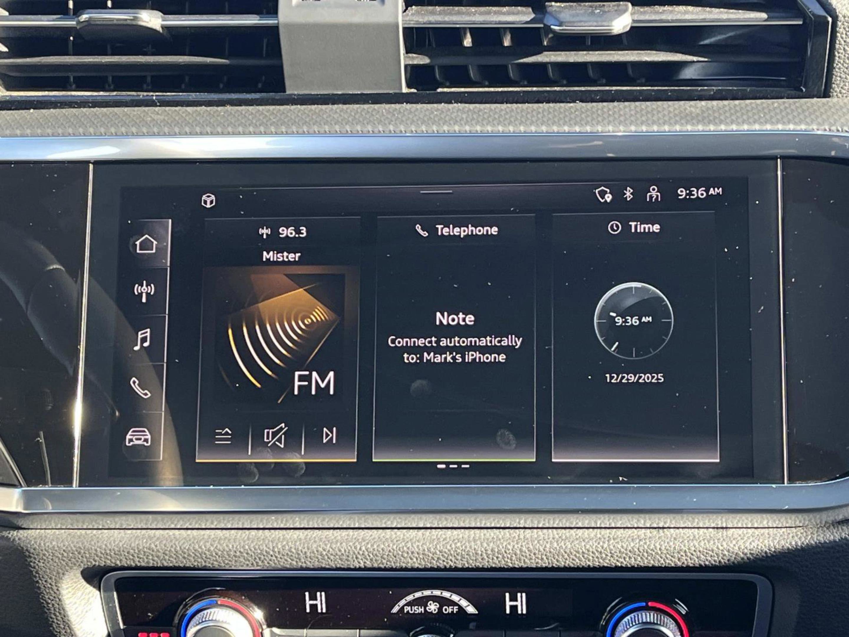 Used 2025 Audi Q3 2.0T Premium image 16