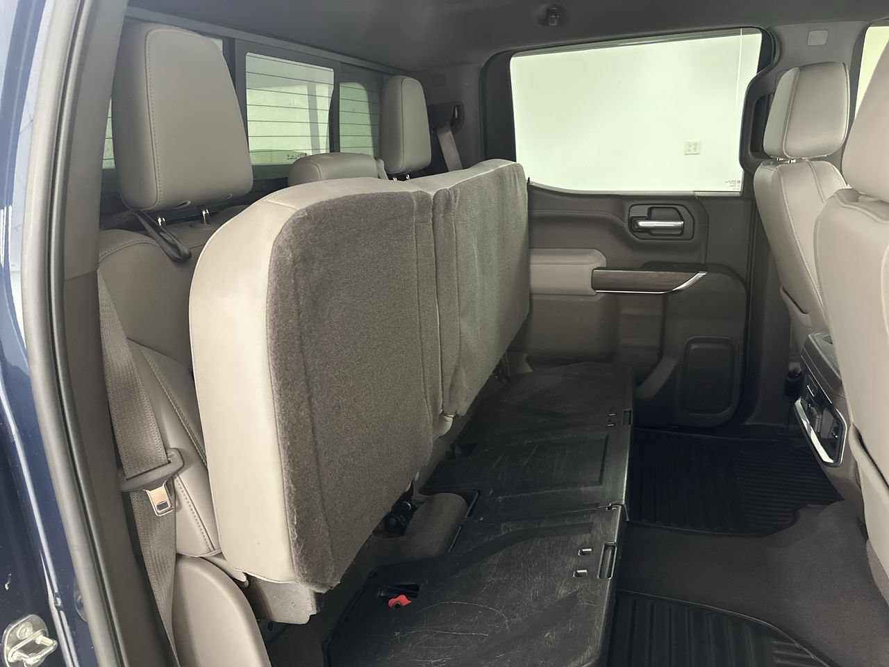 Used 2020 GMC Sierra 1500 SLT w/ SLT Premium Plus Package AWD/4WD image 30