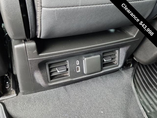 Used 2025 GMC Sierra 1500 SLT image 25