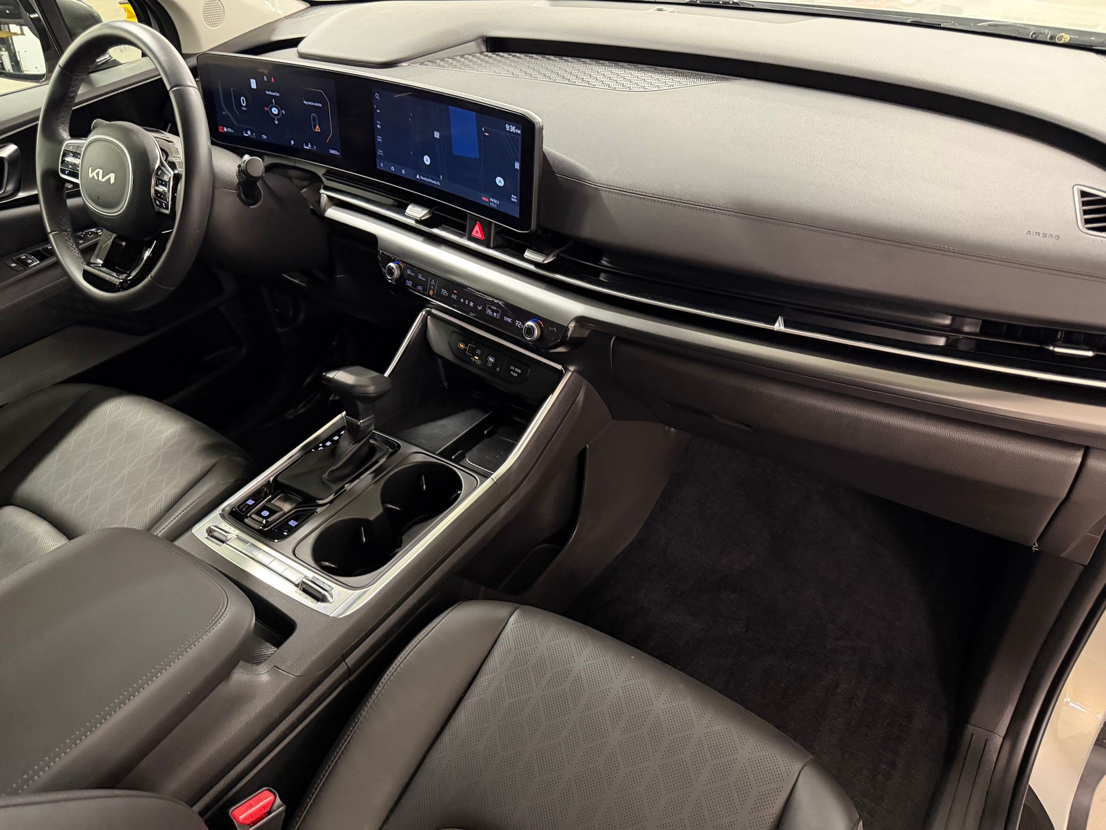Used 2025 Kia Carnival SX FWD image 57