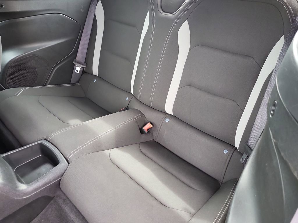 Used 2020 Chevrolet Camaro LT RWD image 12