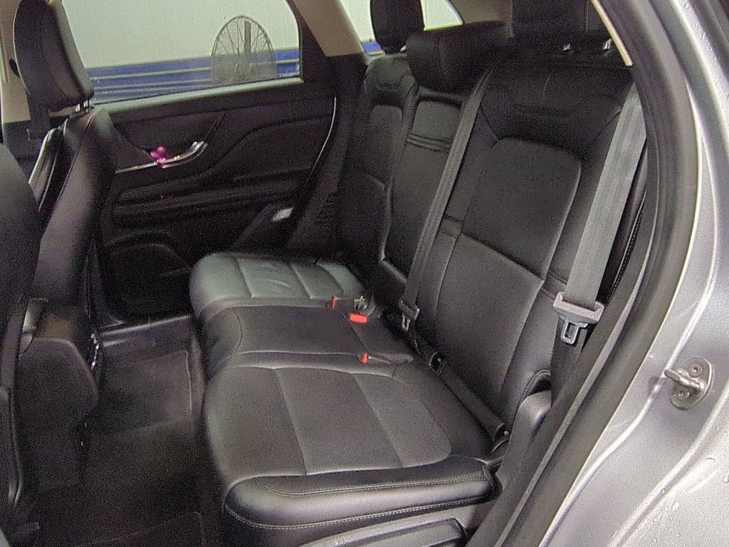 Used 2024 Lincoln Corsair Reserve w/ Equipment Group 201A image 11