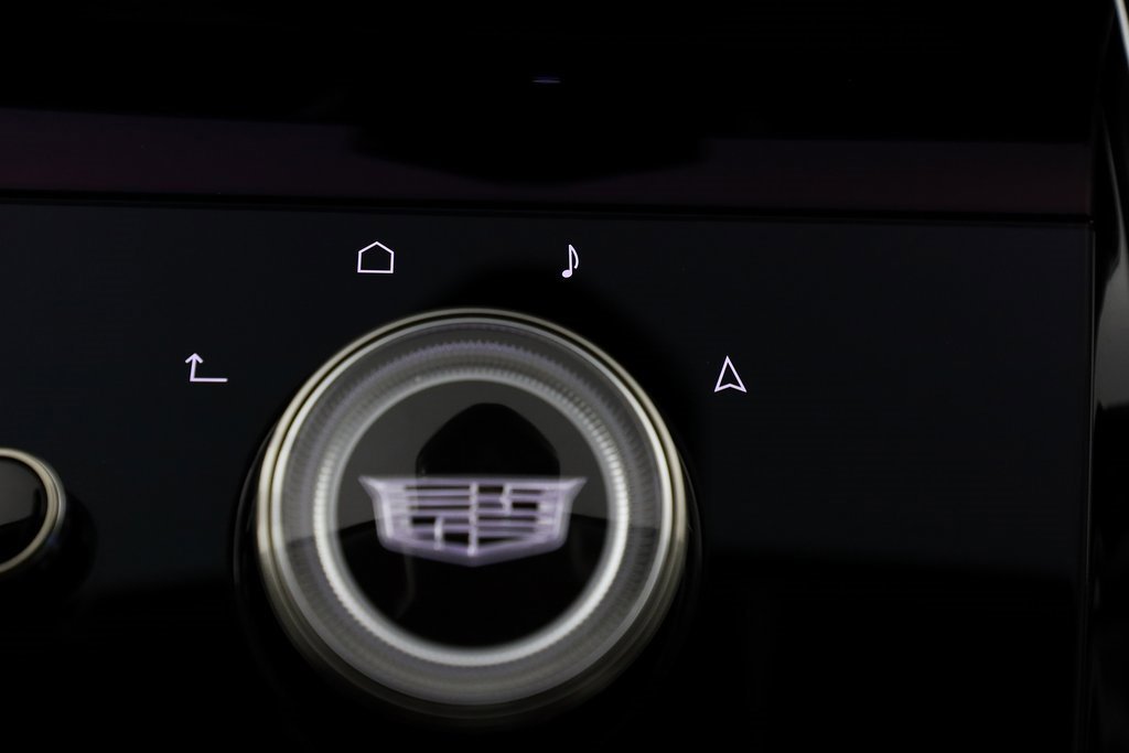 Used 2025 Cadillac Escalade Sport Platinum w/ LPO, ONYX Package image 40