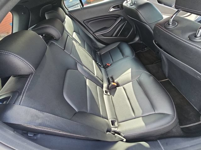Used 2019 Mercedes-Benz GLA 250 4MATIC image 30