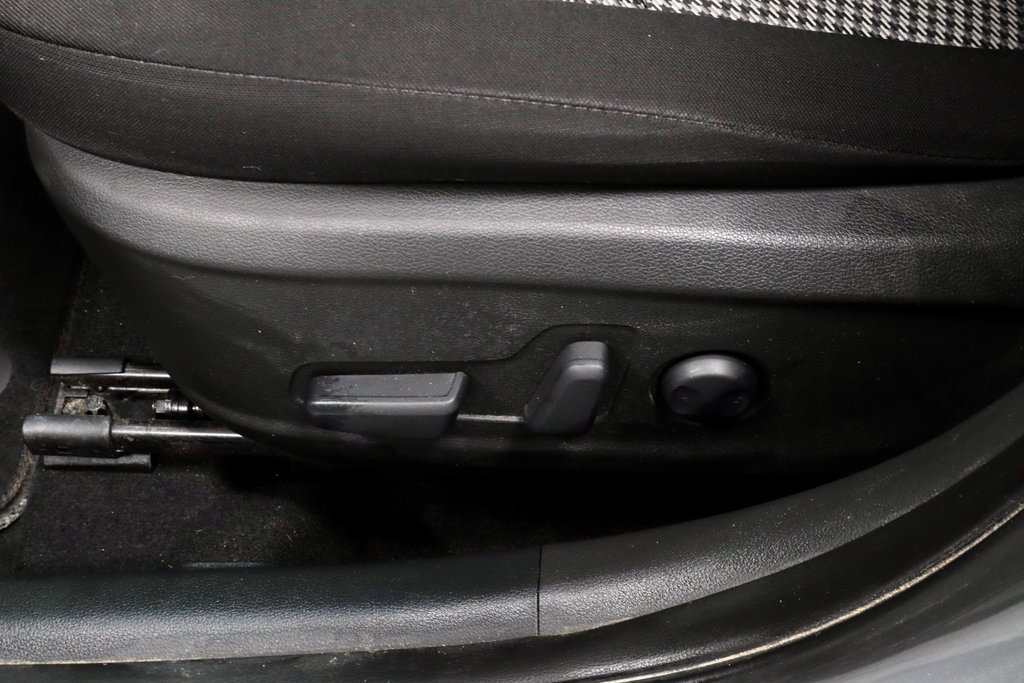 Used 2021 Hyundai Kona Night w/ Cargo Package image 24