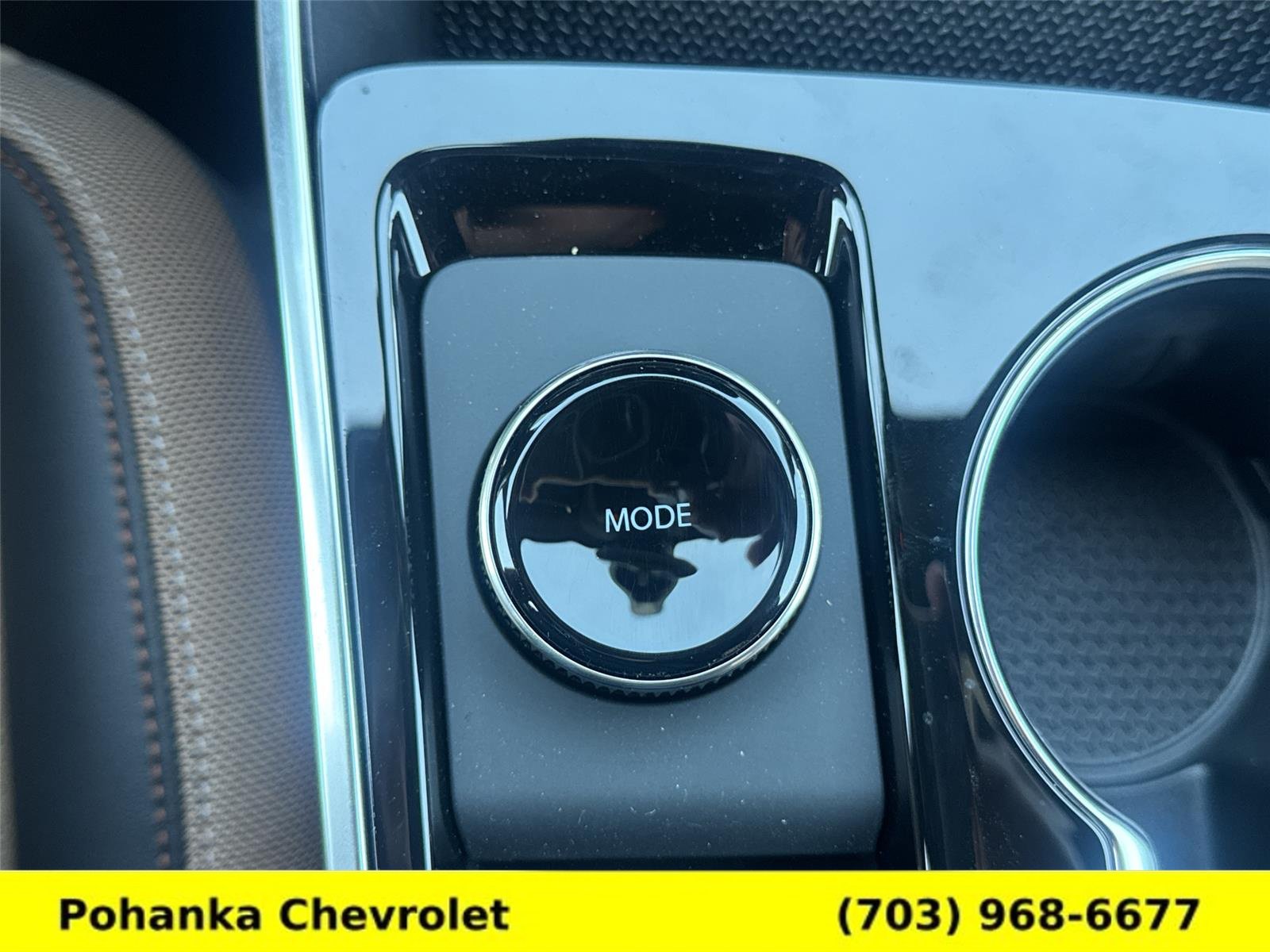 New 2027 Chevrolet Equinox ACTIV w/ Convenience Package III AWD/4WD image 17