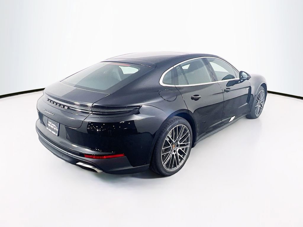 New 2026 Porsche Panamera 4 image 9