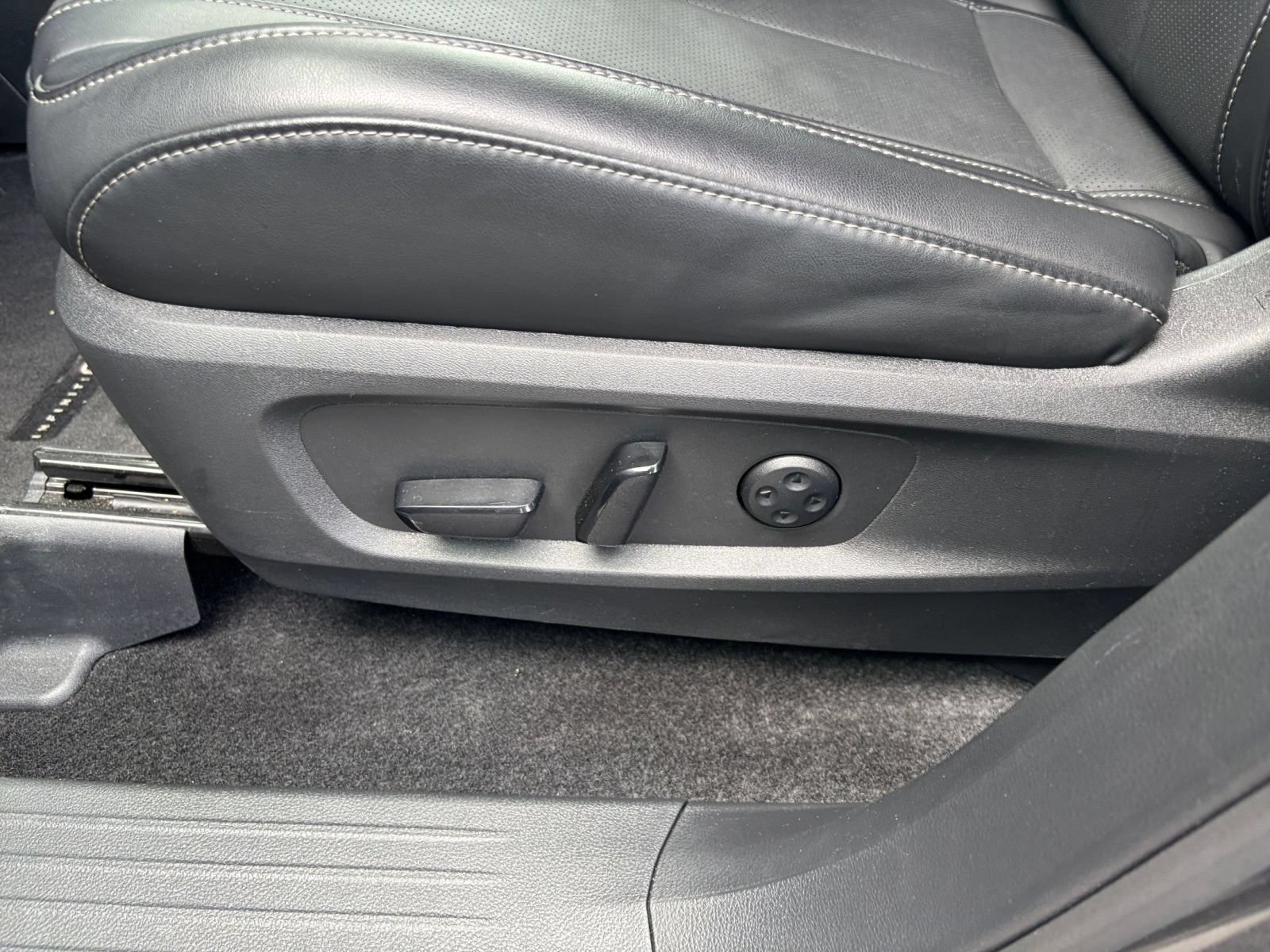 Used 2026 INFINITI QX60 Luxe AWD/4WD image 23