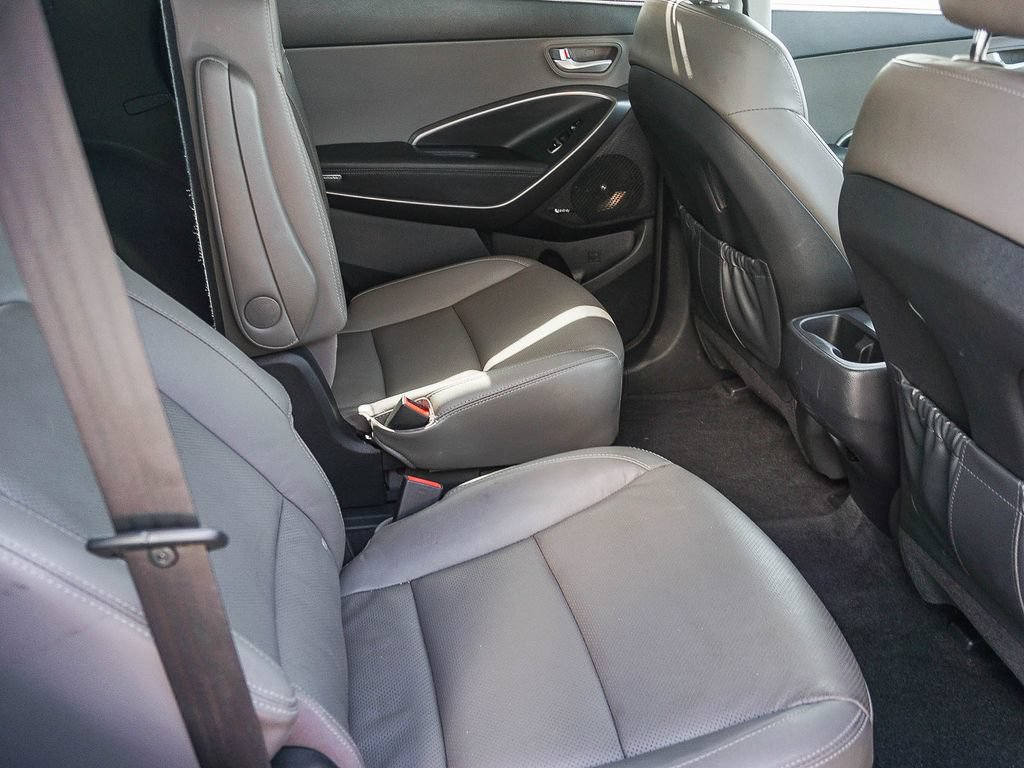 Used 2018 Hyundai Santa Fe Limited FWD image 13