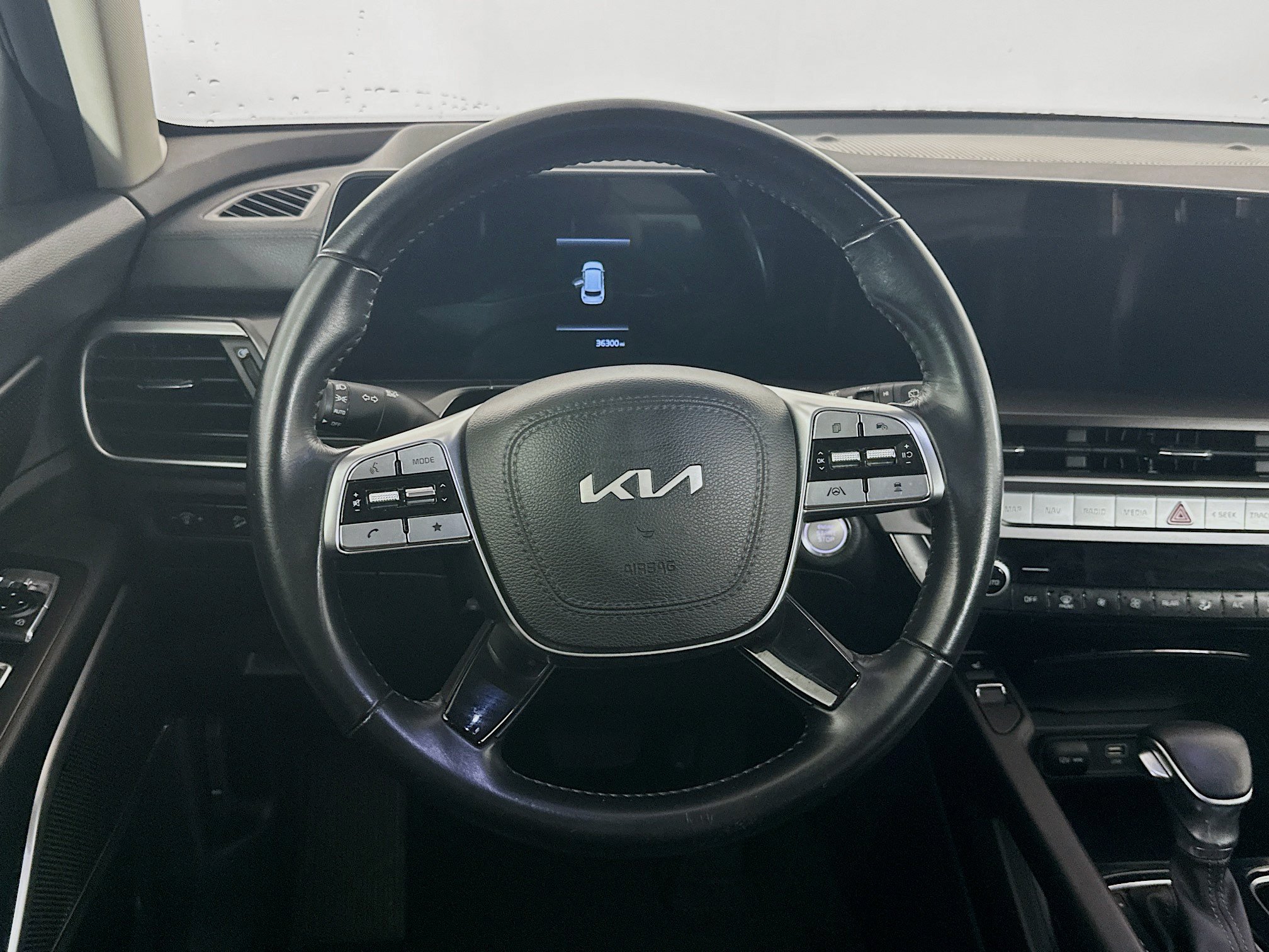 Used 2025 Kia Telluride S FWD image 18