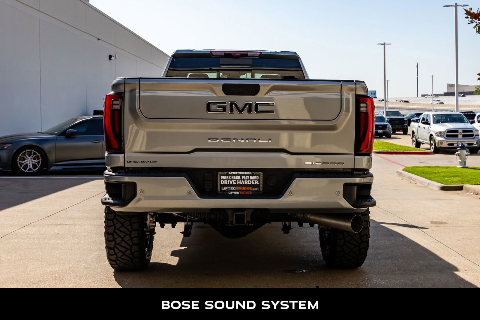 Used 2024 GMC Sierra 3500 Denali Ultimate AWD/4WD image 8