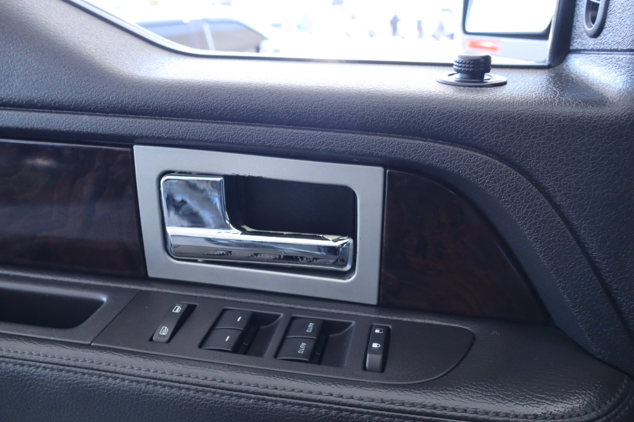 Used 2014 Ford F150 Platinum image 30