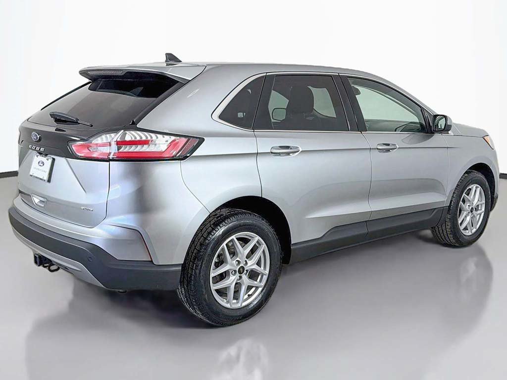 Used 2024 Ford Edge SEL w/ Convenience Package AWD/4WD image 9