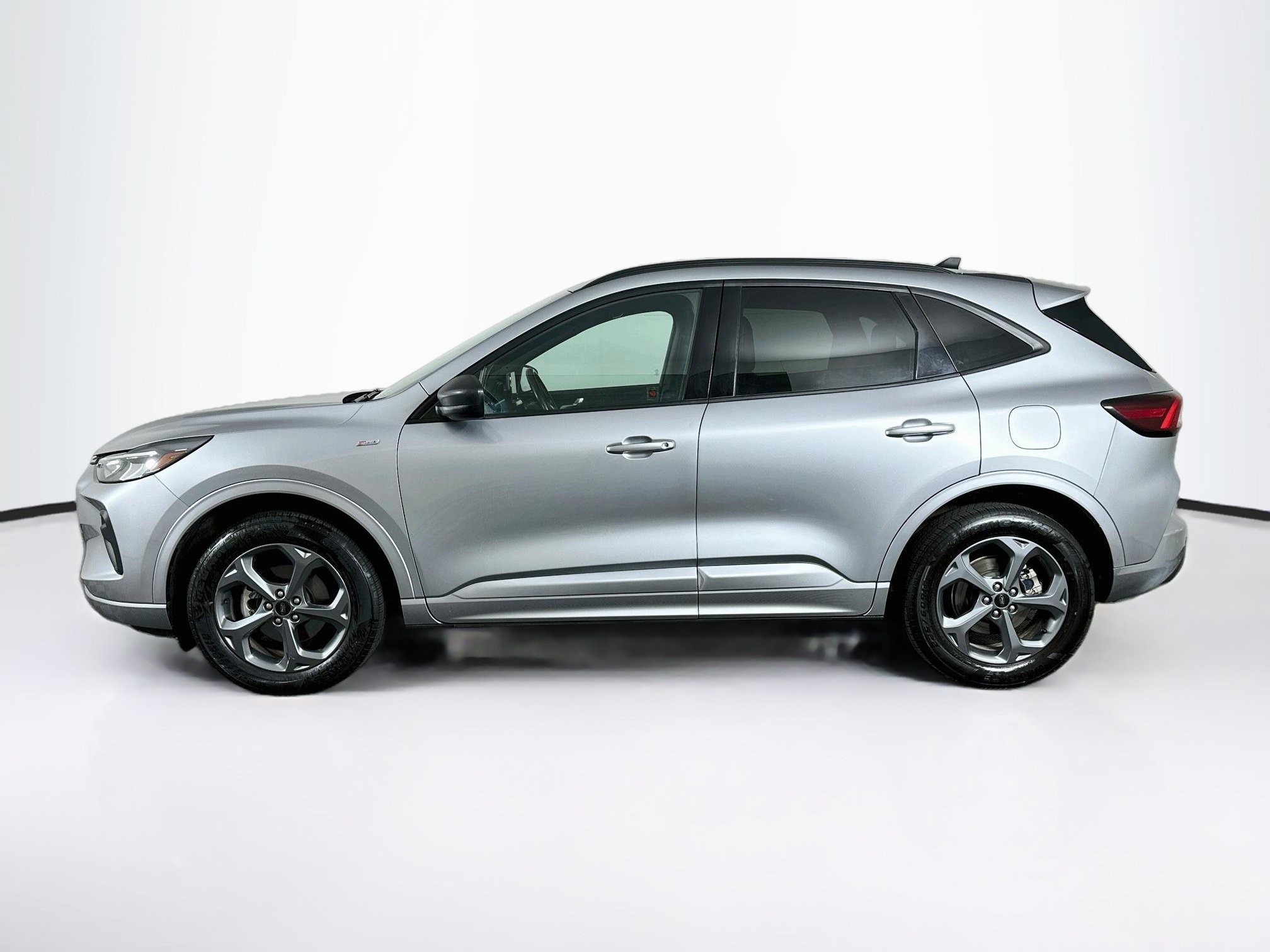 Used 2024 Ford Escape ST-Line AWD/4WD image 4
