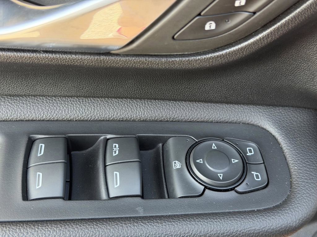 Used 2022 GMC Terrain Denali w/ Denali Premium Package image 17