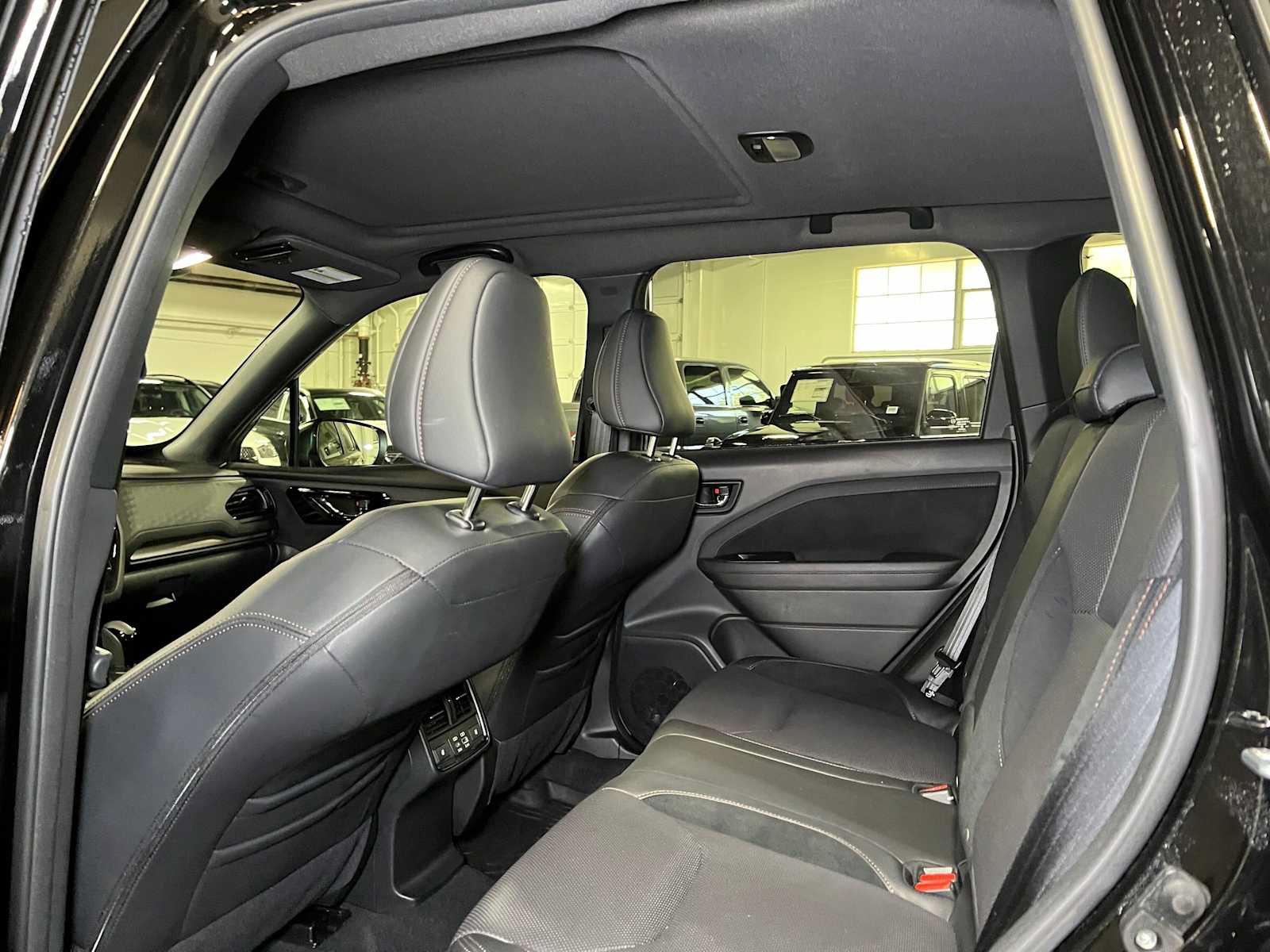 Used 2025 Subaru Forester Touring AWD/4WD image 19