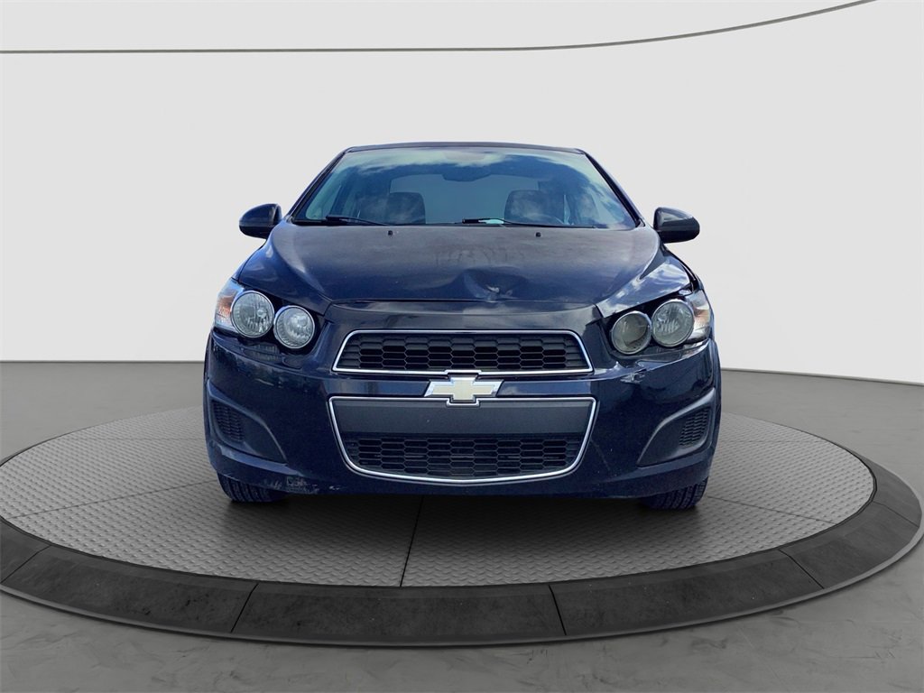 Used 2013 Chevrolet Sonic LT image 2