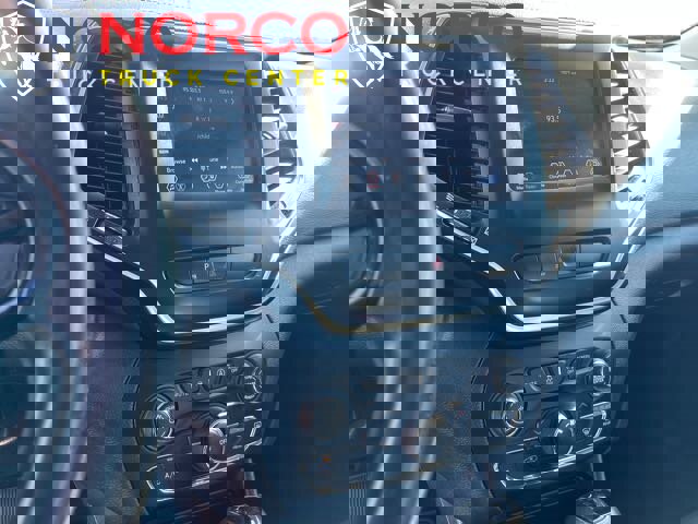 Used 2019 Jeep Cherokee Latitude Plus image 15