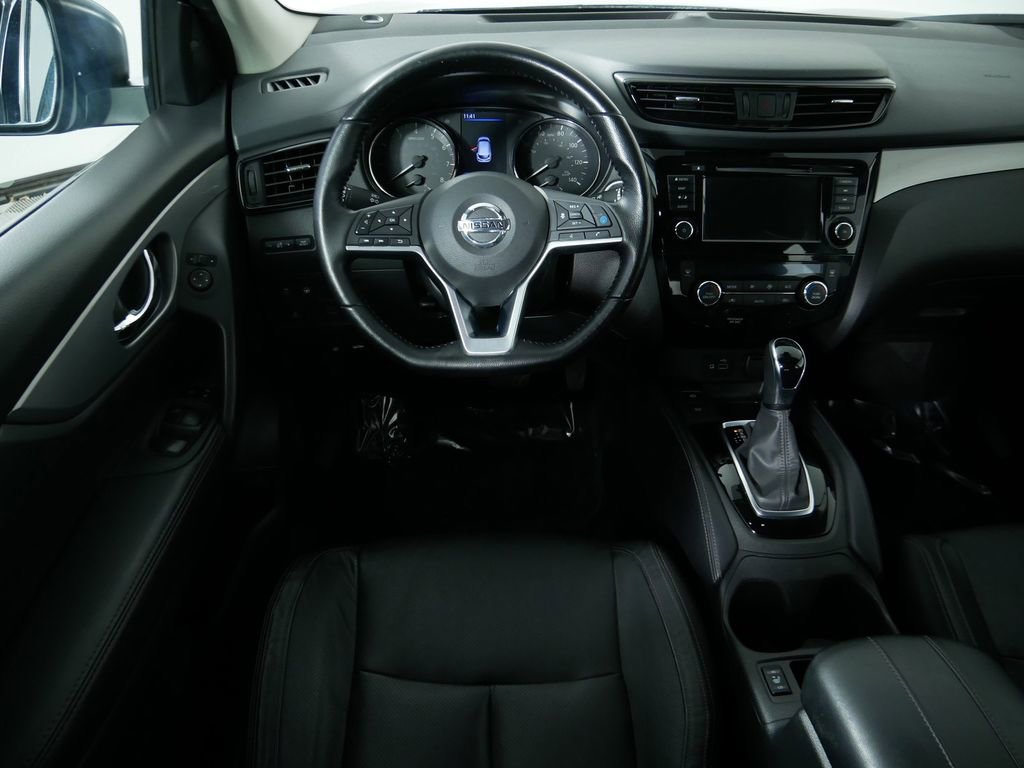 Used 2020 Nissan Rogue Sport SL FWD image 20