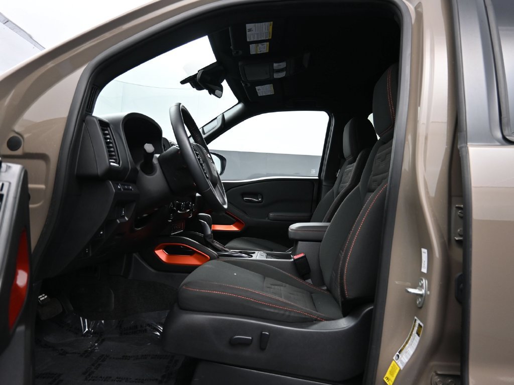 Used 2022 Nissan Frontier PRO-4X AWD/4WD image 15