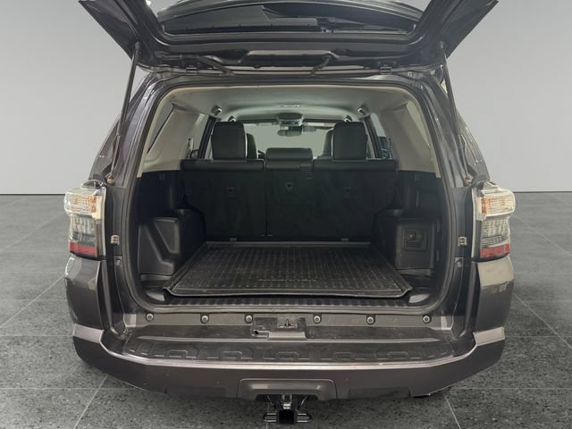 Used 2022 Toyota 4Runner SR5 Premium AWD/4WD image 13