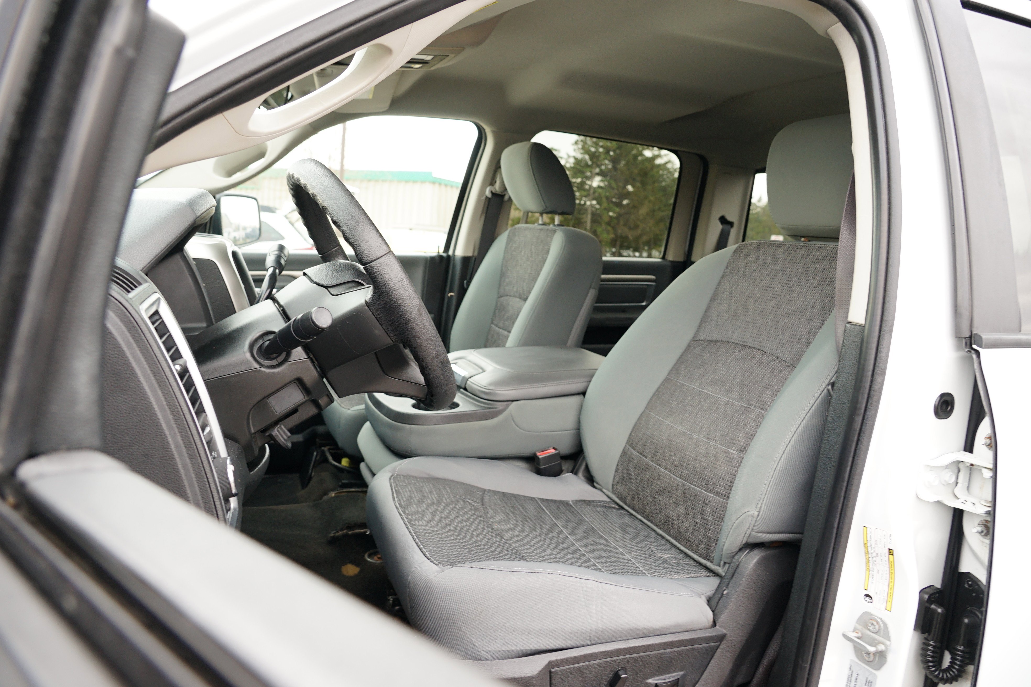 Used 2016 RAM 2500 SLT w/ Protection Group image 12