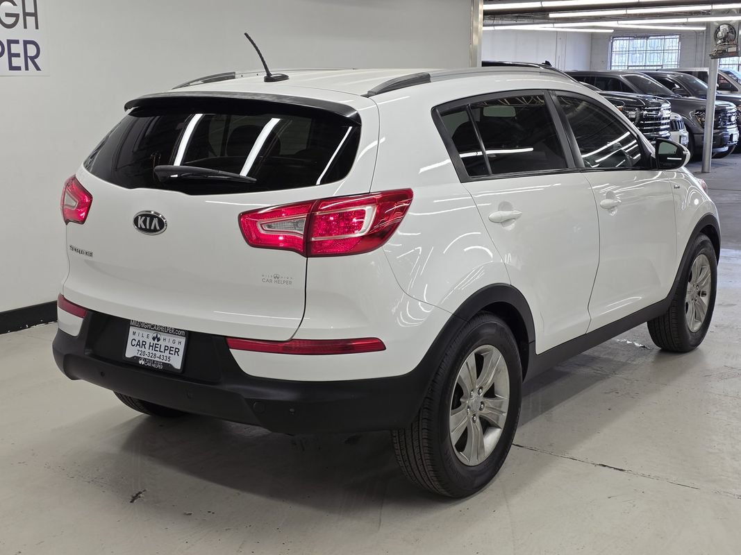 Used 2011 Kia Sportage LX w/ Convenience Pkg AWD/4WD image 7