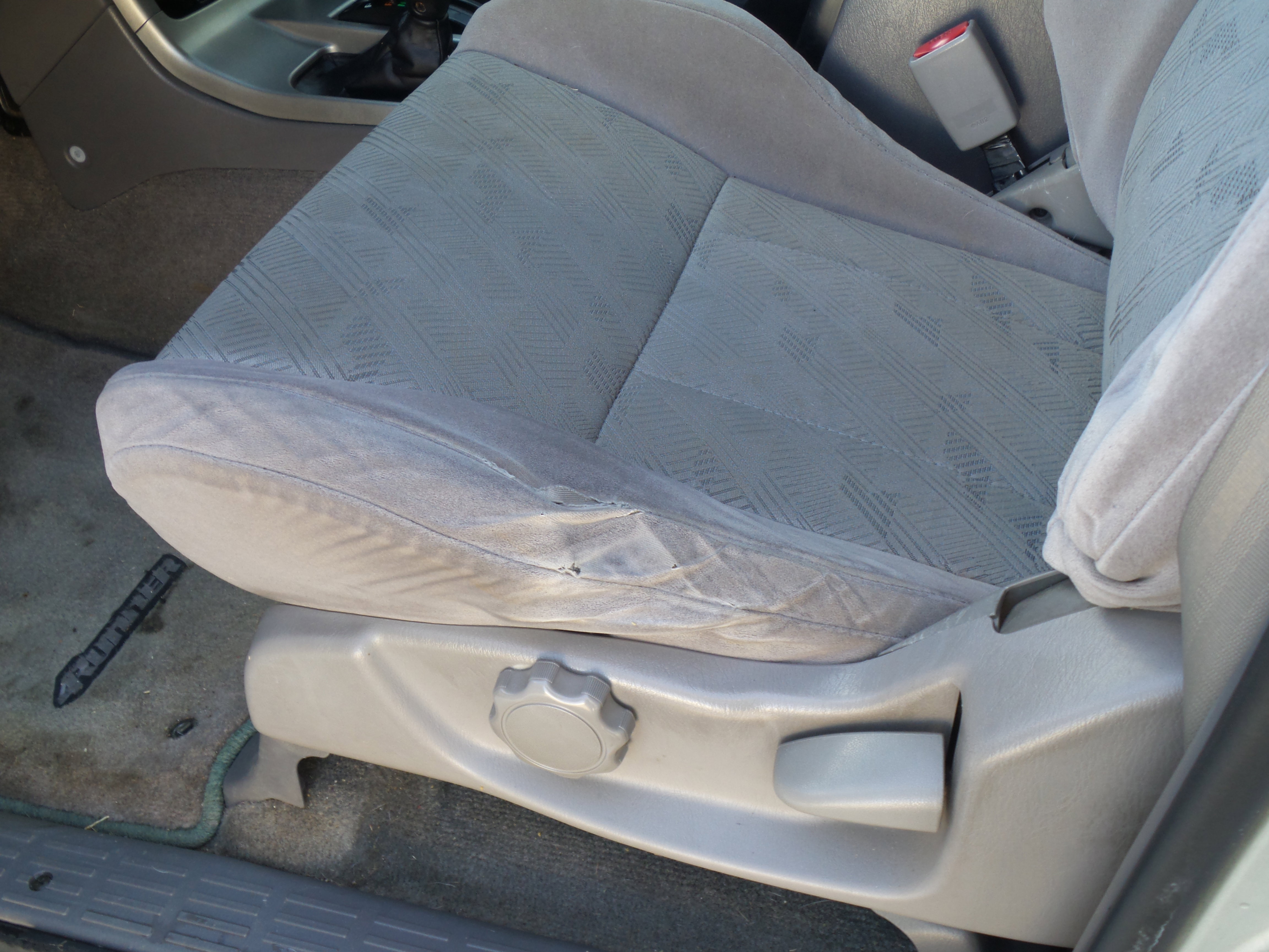 Used 2001 Toyota 4Runner SR5 image 17