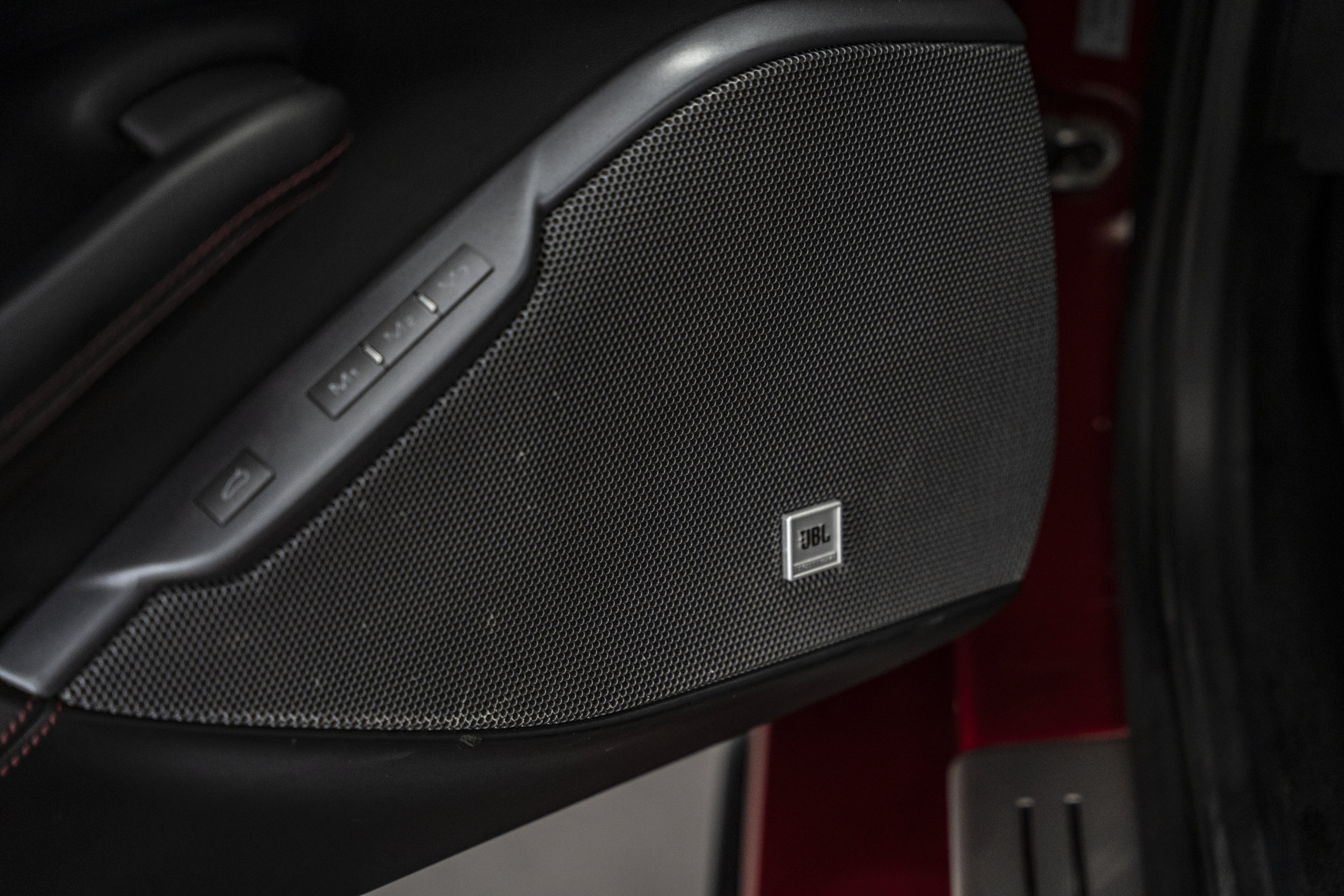 Used 2019 Ferrari Portofino RWD image 19