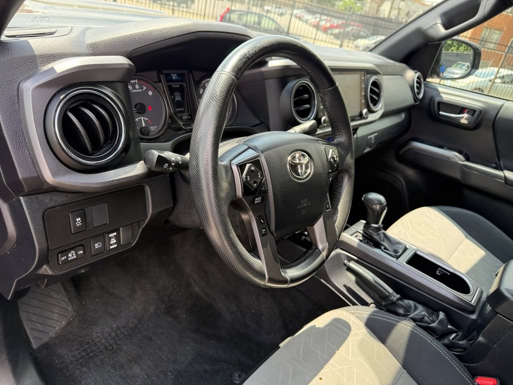 Certified 2023 Toyota Tacoma TRD Sport AWD/4WD image 29