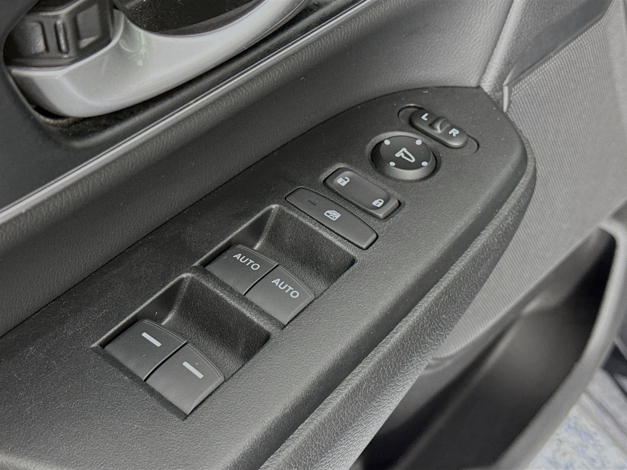 Certified 2021 Honda CR-V Touring image 18