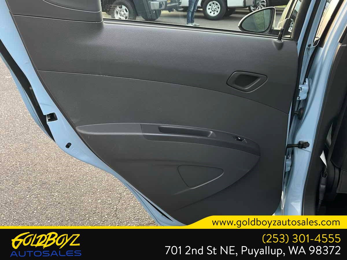 Used 2015 Chevrolet Spark LT image 23