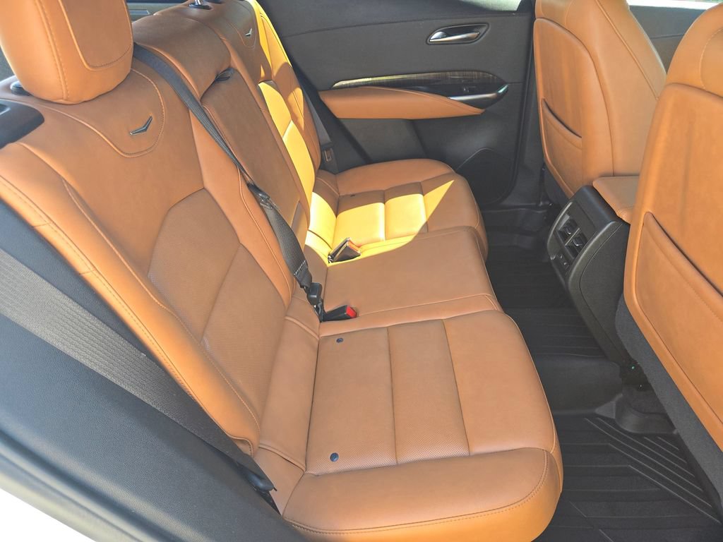 Certified 2022 Cadillac XT4 Premium Luxury w/ Enhanced Visibility Package AWD/4WD image 21