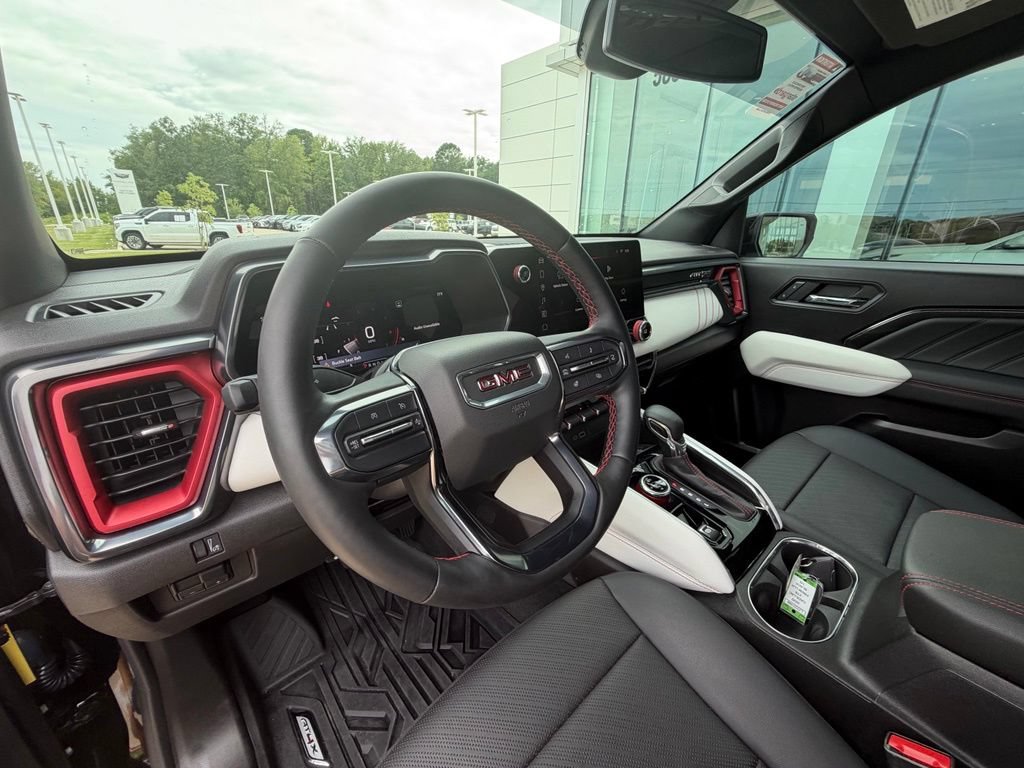 Used 2024 GMC Canyon AT4X AWD/4WD image 19
