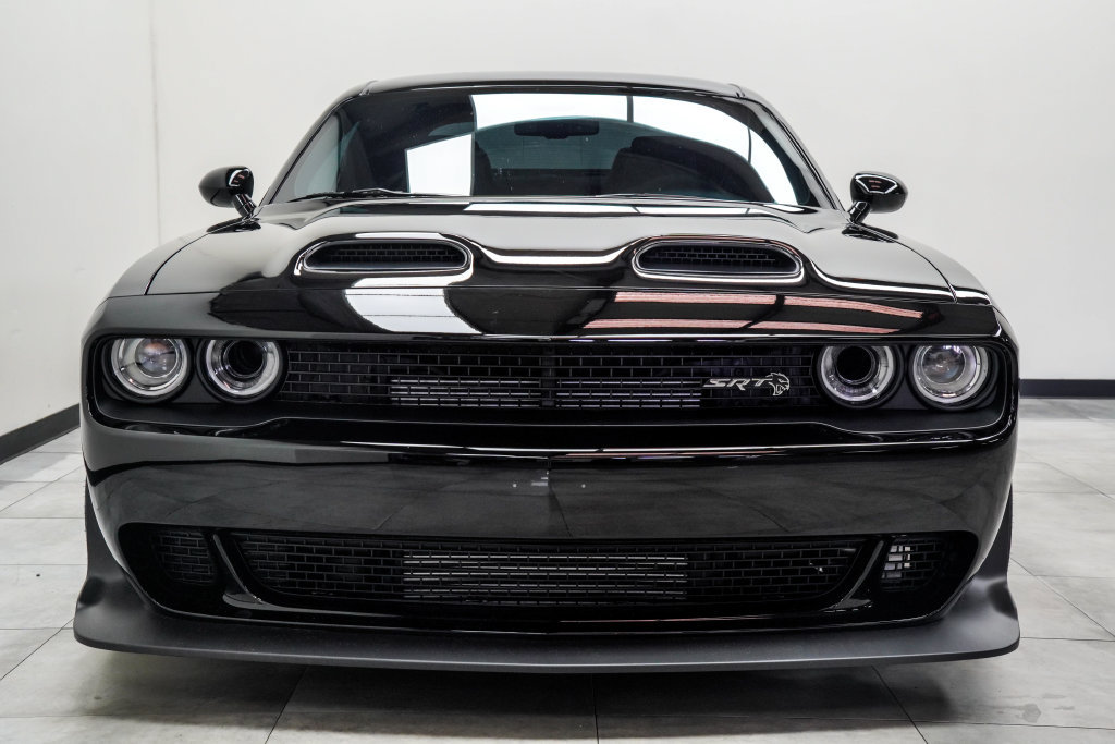 Used 2021 Dodge Challenger SRT Super Stock RWD image 7