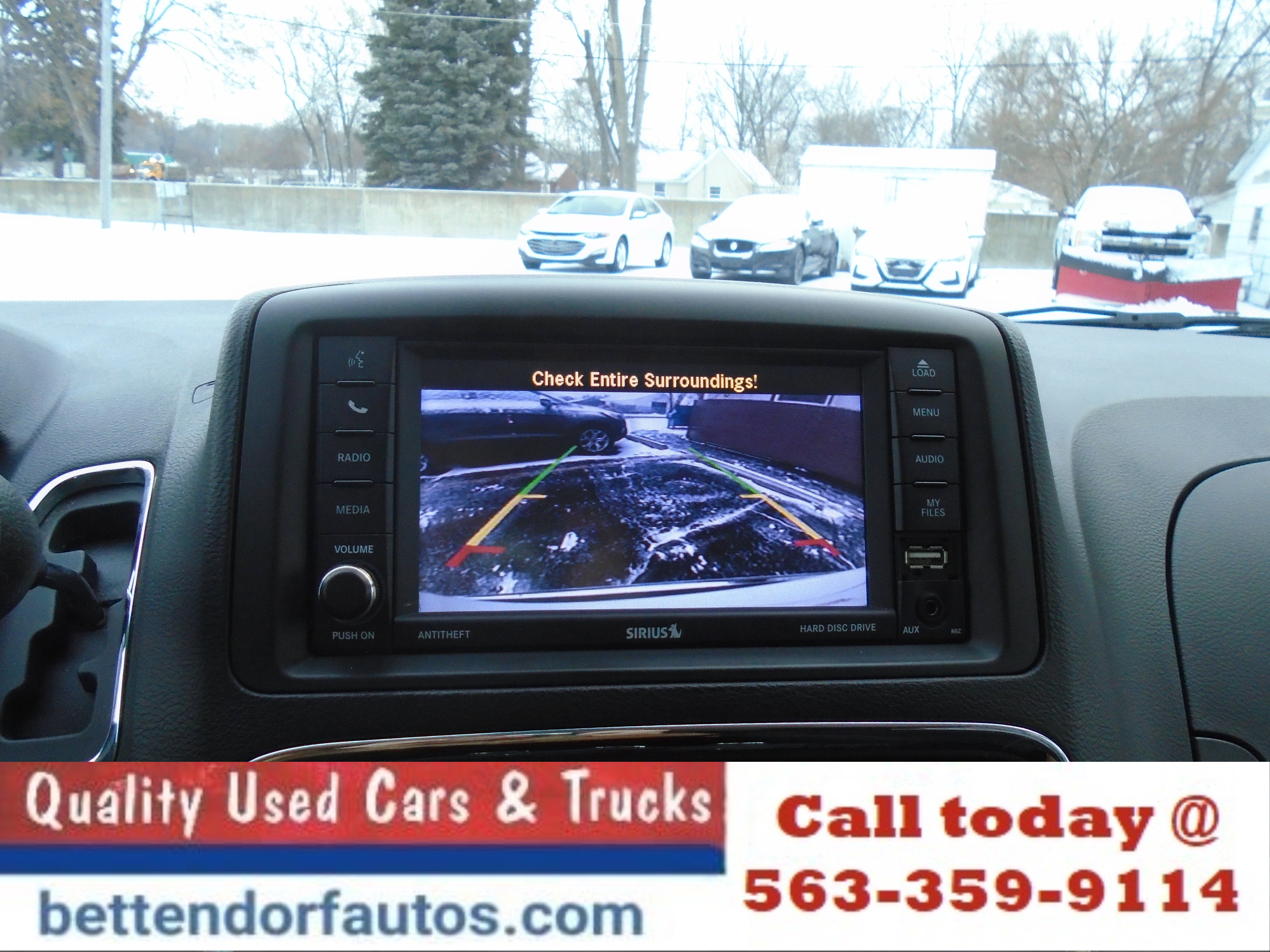 Used 2018 Dodge Grand Caravan SE w/ UConnect Hands-Free Group image 14