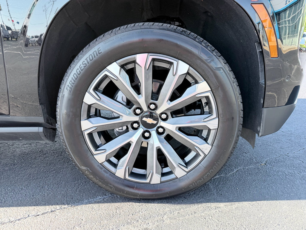 Used 2026 Chevrolet Tahoe High Country RWD image 36